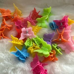 Colorful Butterfly Hair Claw Clips – Mini Clips – Lot of 100 (Kids / Y2K Style)